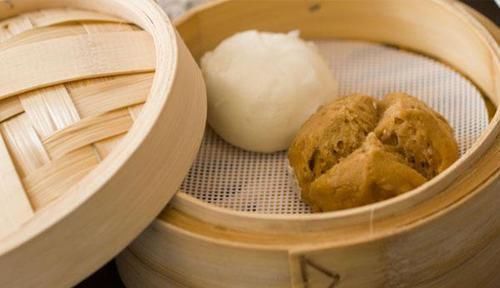 麻辣烫|晚上再饿,也不能吃的食物,泡面未上榜,占据榜首是多数人的最爱