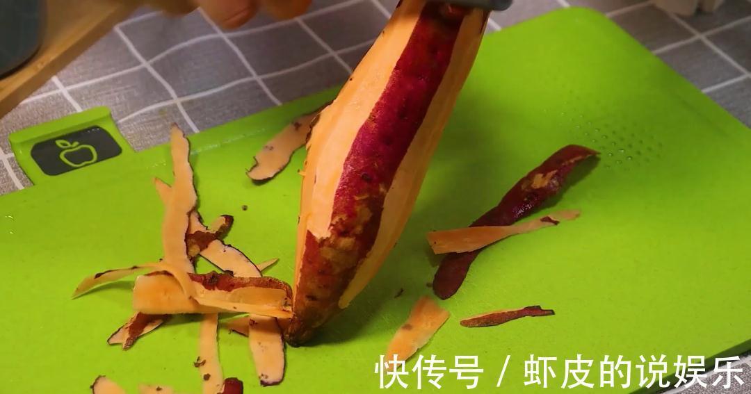 红薯别烤着吃了，比蛋糕好吃百倍，补钙又补脑，宝宝吃光了