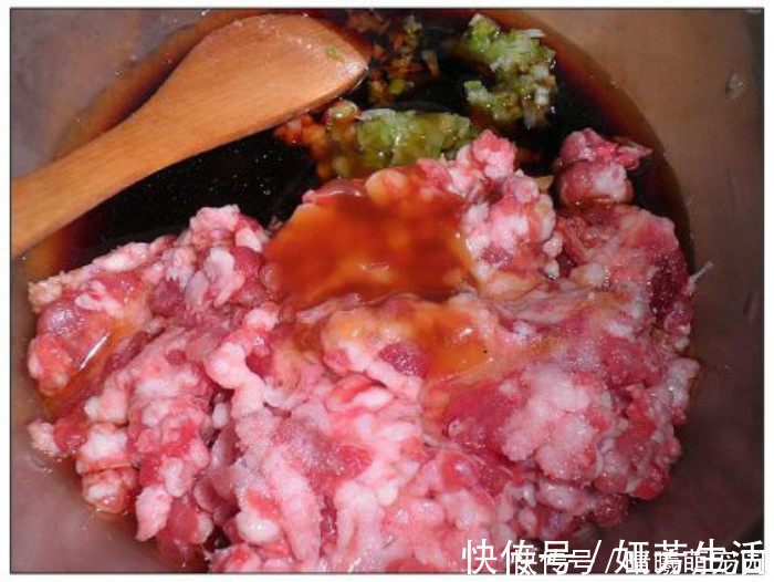 豇豆馅|用此物做饺子馅，比猪肉大葱还要香！出锅后孩子连吃3大盘