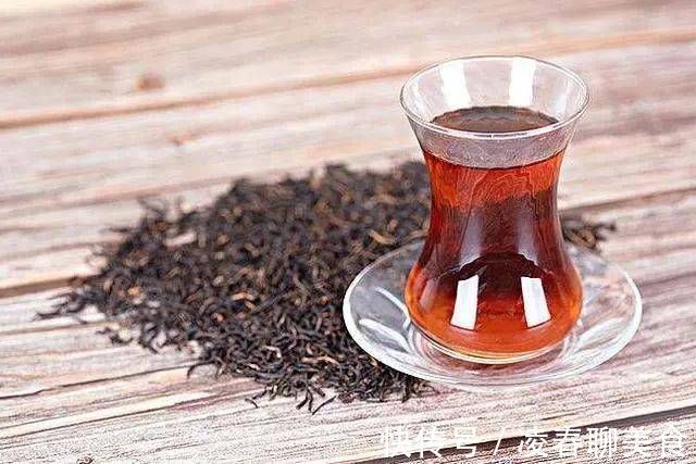 肝气郁结|肝不好的人，睡觉时会有4种表现，若没有，肝脏还算健康！