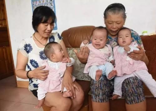 回家|儿子工作后很少回家,50岁妈妈一气之下生了二胎,结果有苦说不出