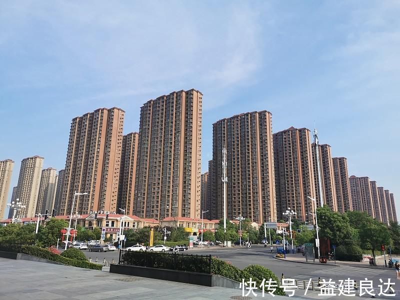 房子|为什么说不能买靠马路边的房子?来听听过来人怎么说