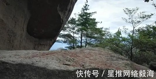 九曲溪|景致记录：福建武夷山，九曲十八弯，旅行家徐霞客也曾经在此迷路