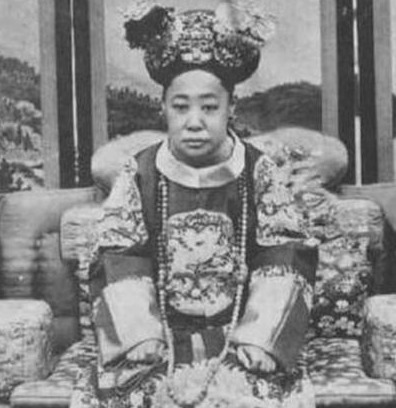 真容|清朝妃子的真容,图3样貌不输孟小冬,图7是珍妃的亲姐姐