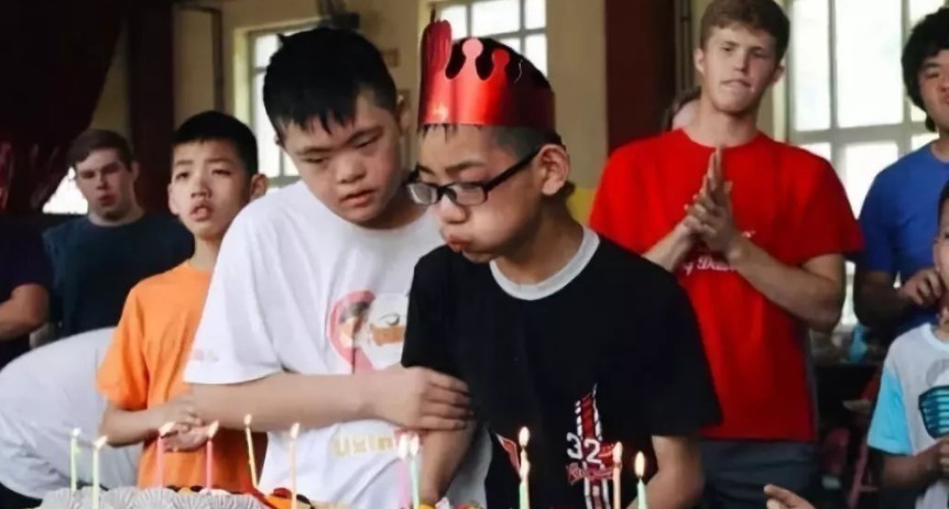 生日歌|为了所谓的仪式感,女儿零点被父母强制起床,过了场糟心的生日