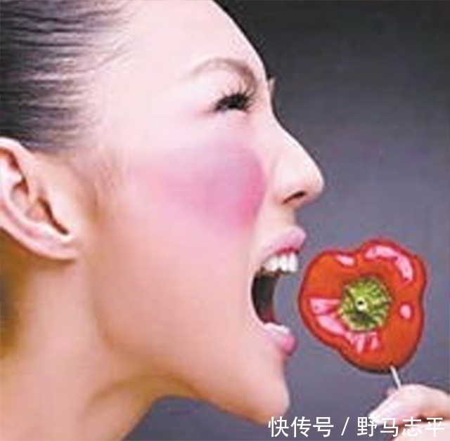 荣荣|孕妈晚上散步迟迟未归,老公下楼寻找,看到背影后又气又好笑