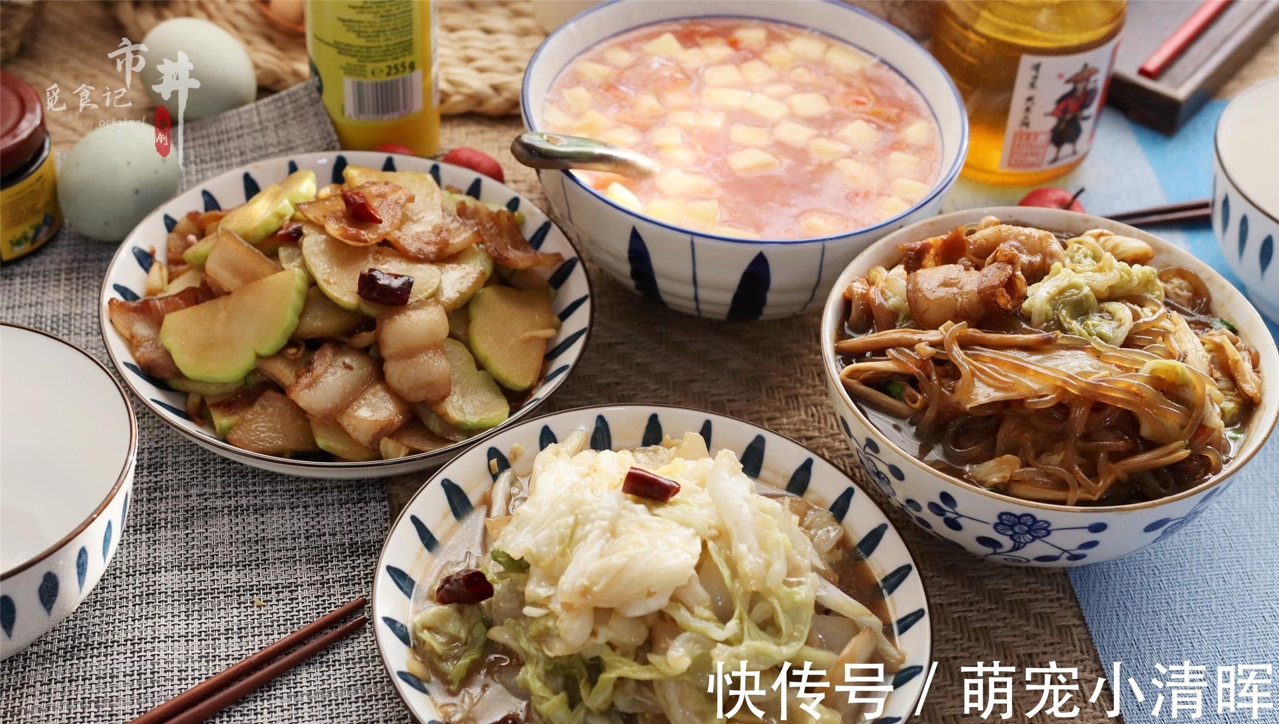 河南|河南一家四口晒午餐,3菜1汤不到20块钱,网友:真会过日子