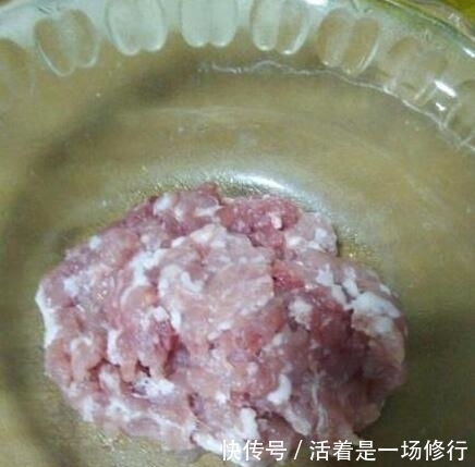 包菜|你还在吃饺子吗?这样做着吃,等上桌直接用手抓着吃