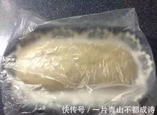 油条|炸油条,用酵母是“大错”1斤面加9克它,膨松酥脆,个个空心