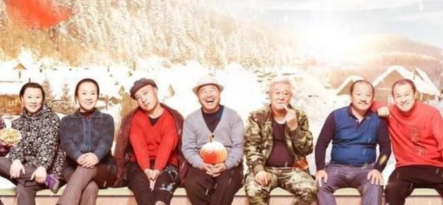 赵本山|乡爱花絮遭质疑,“刘能媳妇”搂“赵玉田”猛亲,两人关系不一般