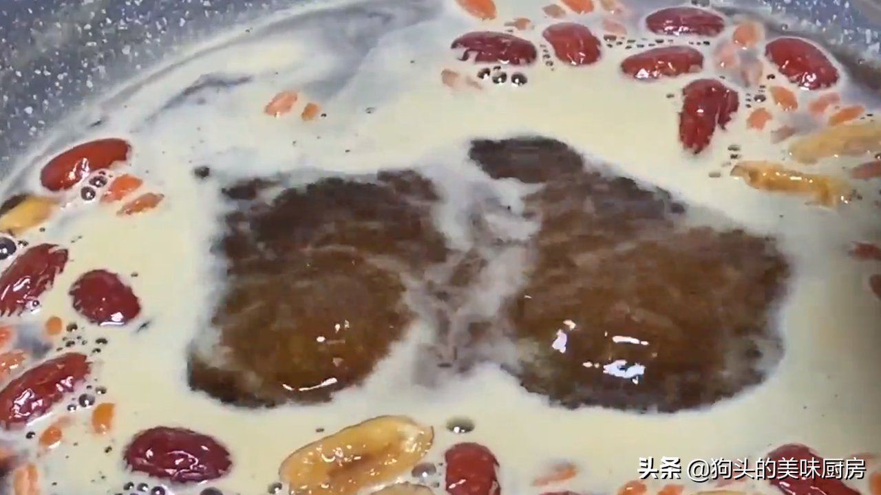 天冷多吃红薯,教你没有吃过的做法,比包子简单,比油条好吃