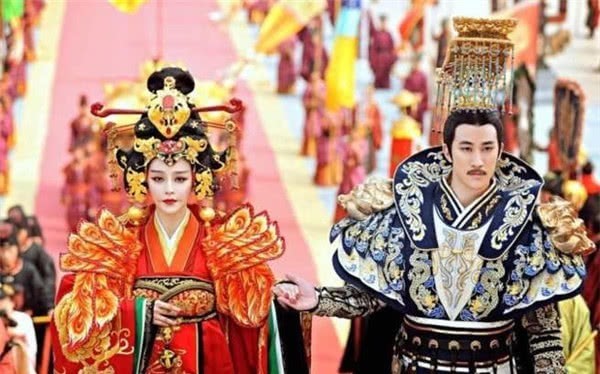 武则天|武则天铲除门阀贵族,为何那么多人认为她有功?原因其实很简单