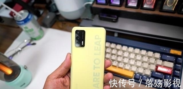 oppo|5000mAh大电池，8+256G退到1499，OPPO子品牌够厚道