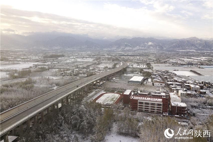 初雪|古城西安迎初雪