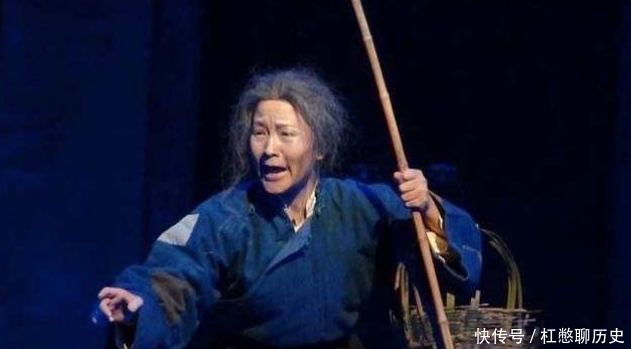  故事里|读懂鲁迅，才读懂了生活，《祝福》里的祥林嫂，也是不经意的我们