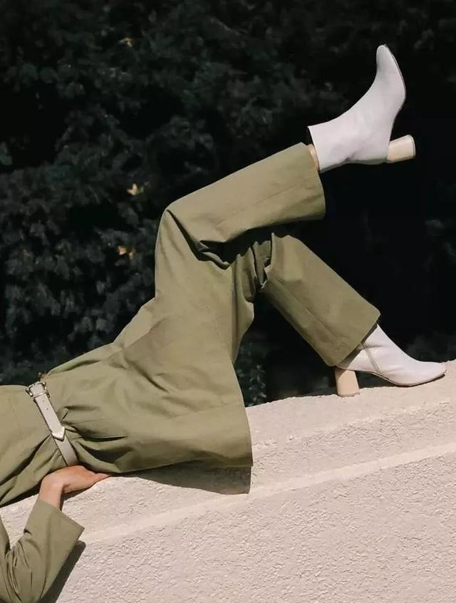 踝靴 秋冬靴子这样穿,搭什么都时髦!秋冬靴子这样穿,搭什么都时髦!