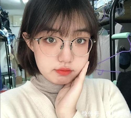 小姐姐|大圆脸“发型避雷”:齐刘海土气显脸大,大波浪让脖子更短