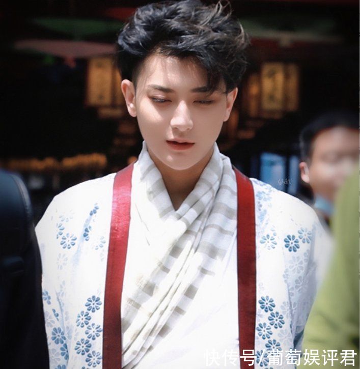 杨紫新综艺真的来了!录制现场被传开,意外曝光嘉宾阵容让人笑喷