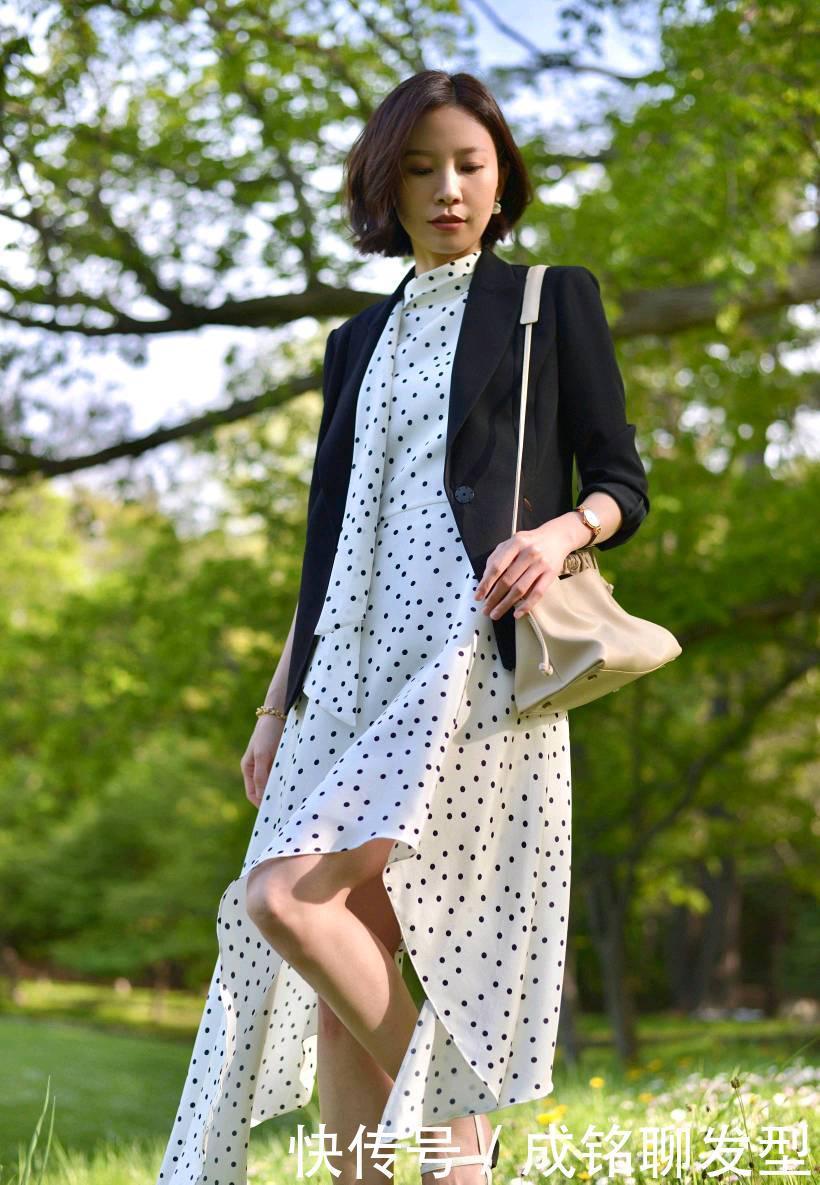 穿搭|人到中年要远离“大妈式穿搭”,这几套穿搭值得借鉴,减龄又有范