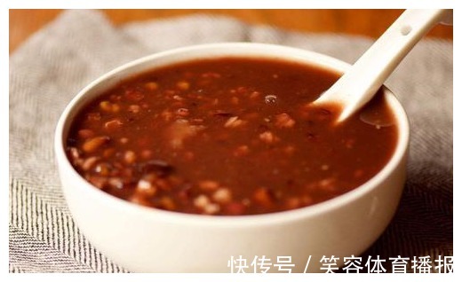八宝粥|集八种材料熬制而成的粥，每周喝两次，让你气色红润有光泽！