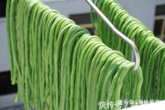 此5种蔬菜晒干后，比新鲜的还好吃，冬天炖肉很香，放一年都不坏