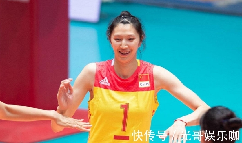 比赛|中国女排新长城出现!三位副攻小将表现亮眼,17岁天才初露锋芒
