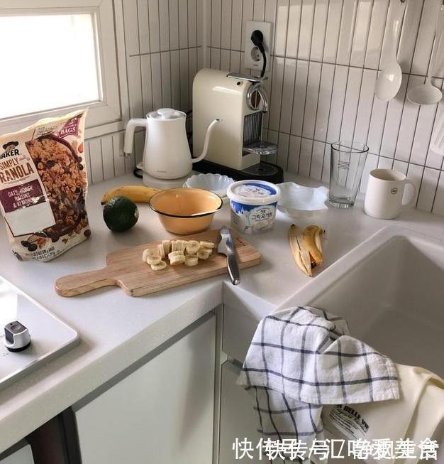 客厅|一人独居63平小户型客厅这么装实用极了！卧室更美！晒晒