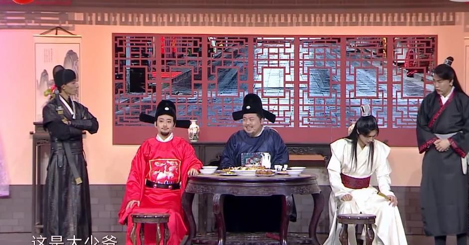 掺水“侠盗”：秦霄贤改编师父作品演绎“侠盗一文钱”