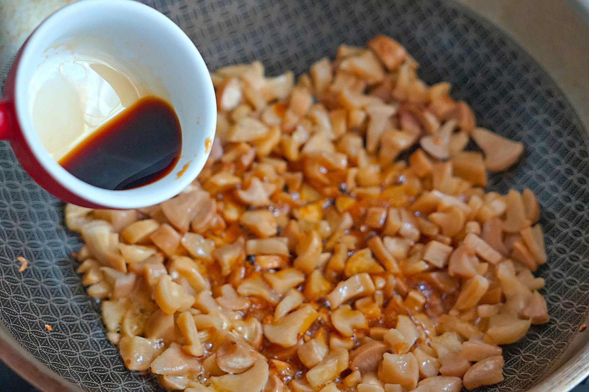 这种菜过去家家户户都有,配上辣椒炒一炒太下饭了,给肉都不换