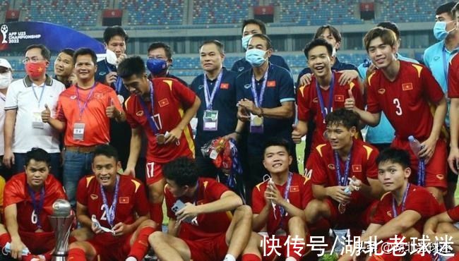 泰国|国足能追上吗？越南U23队全胜0失球夺冠，喜获10亿奖金