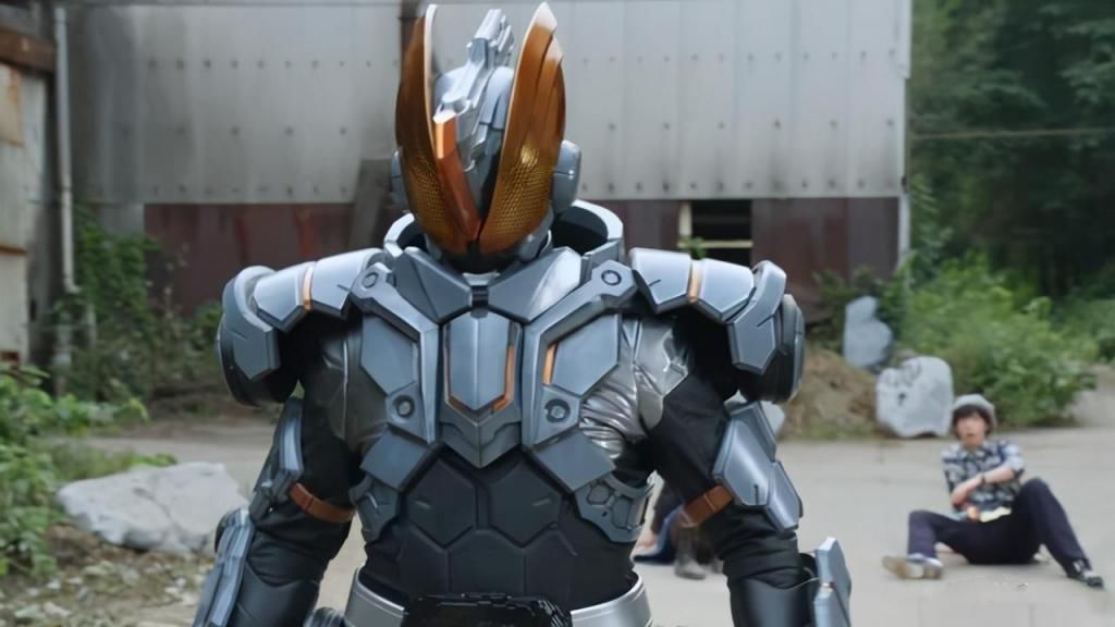 微博|假面骑士圣刃 内藤秀一郎在微博发文，怀念夏天，粉丝暗示大剑要凉