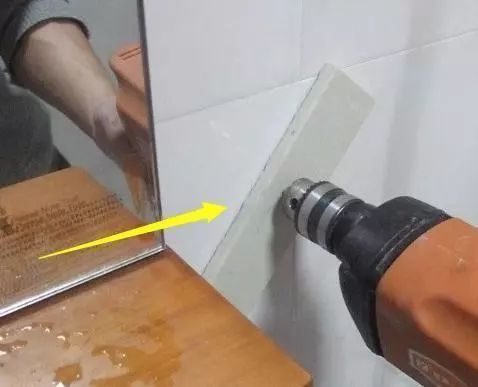 瓷砖|瓷砖钻眼打孔容易碎怎么破?老师傅来支招,再也不会浪费材料了