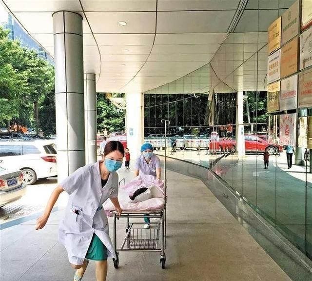 34岁女子接受整容手术后离世，好友目睹痛苦抽搐全过程