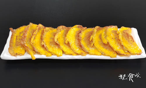 年夜饭，这盘金黄喜气的“蛋饺”上桌率很高，做法配料，都教给你