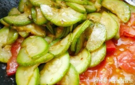 一道特别下饭的家常菜,好吃美味,食材便宜,5分钟就上桌