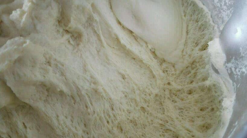 蒸“馒头”都知道加酵母,却不知道加它,滴几滴馒头又大又松软!