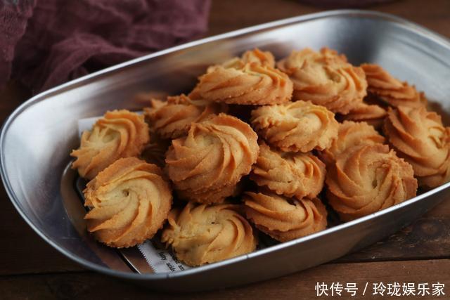 过年少不了的高档零食,孩子特爱吃,比油炸更健康,做法也不难!