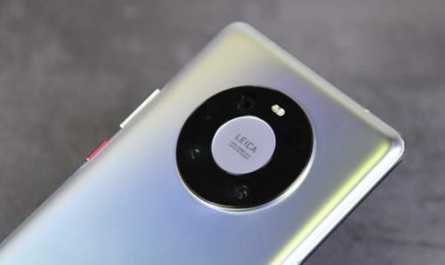 一加|一加8T对比华为mate40,价格便宜1600元,配置却更好