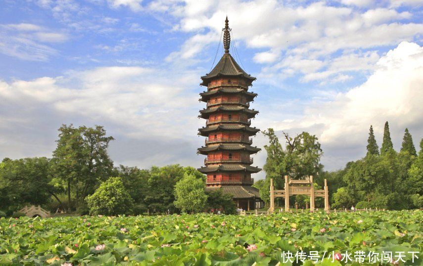 深藏在飞英公园里的古建筑奇观“塔里塔”，很多人听过，但没见过