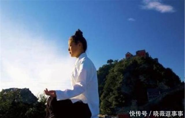  飞升|女道士宣称：将在9月9日得道飞升，引得数千人围观，结果怎样？