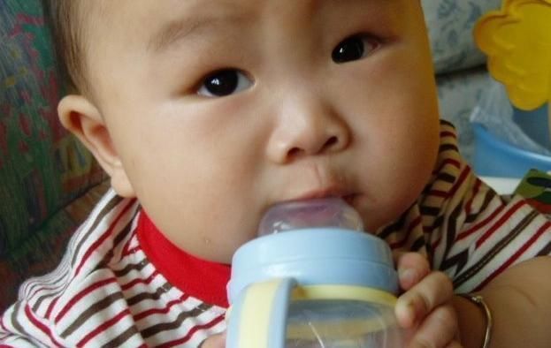 家长|告诫只要家里不是很穷,3个方面不要过于节俭,害了娃还不自知