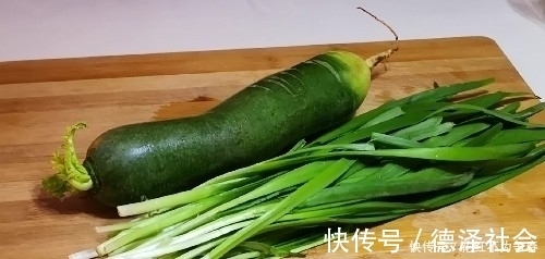用萝卜包饺子，究竟用不用焯水？之前没注意，难怪饺子不鲜美