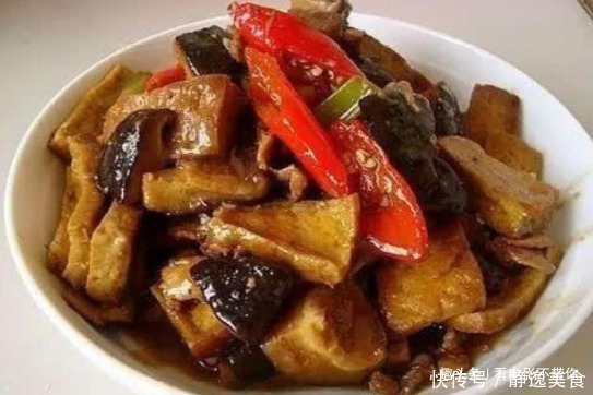 经常在家做的几道菜,非常有特色,步骤简单,招待客人首选哦