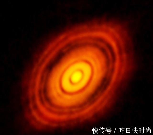 木星是气态行星,如果一切条件允许,降落在木星上能否穿越过去