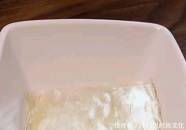 满满的|它有着满满的卡路里,但却是我无法抗拒的诱惑,一切靠后先吃再说