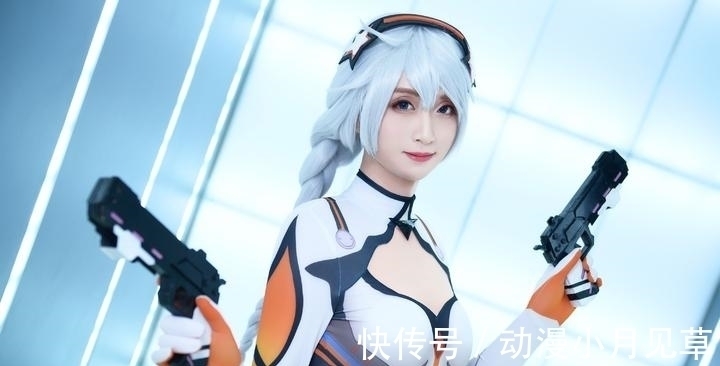 傳神|那個男人又做到了，低價cos雖然傳神但好可怕，崩三風評被害