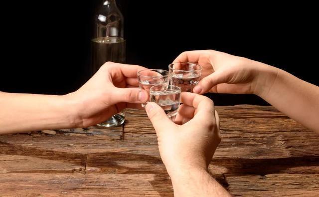 诱发|58岁宁光院士，研究糖尿病30年，提醒：这3物，还请嘴下留情