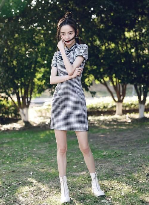 “仙女裙”过时了，今年春天流行的是“旗袍裙”，谁先穿谁先美