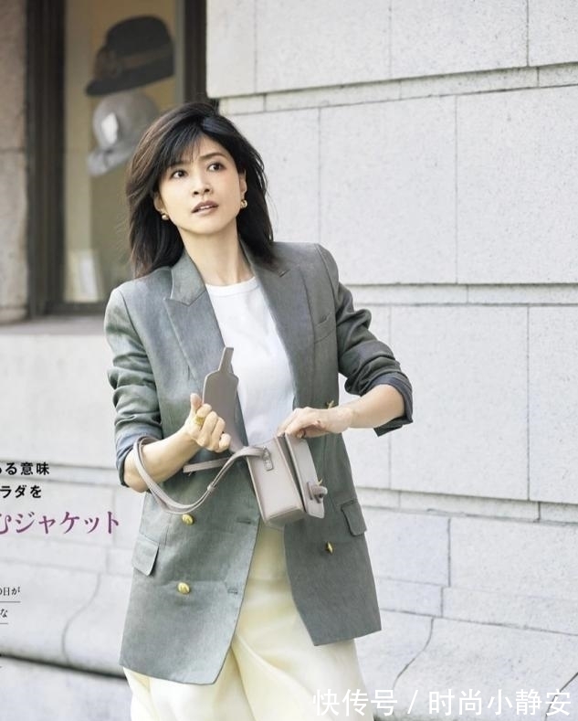 衬衫 今秋终于不流行穿“风衣”了！这3件外套才是真时髦，谁穿谁好看