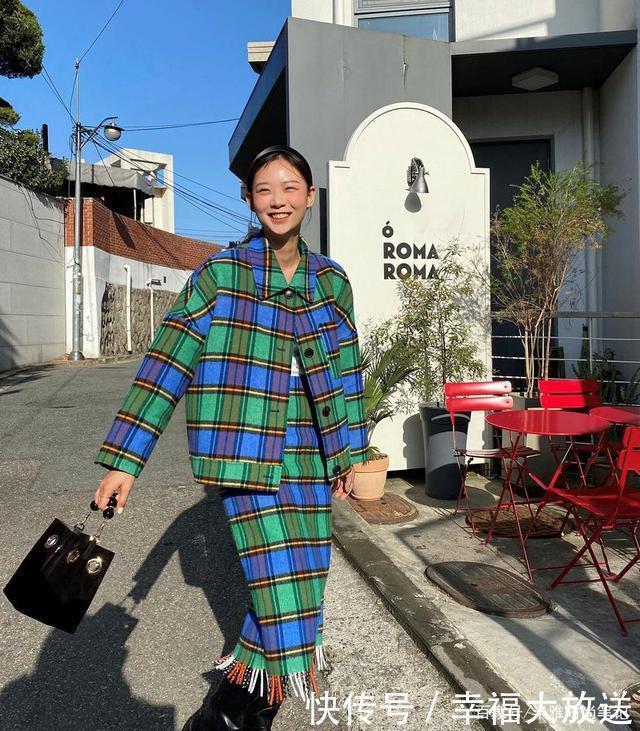 正确|大衣+半裙,才是冬天的正确打开方式